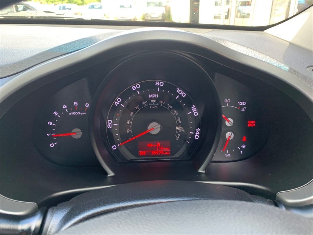 Used KIA SPORTAGE 2012 Brown in Bury St Edmunds, Suffolk Bury Motor