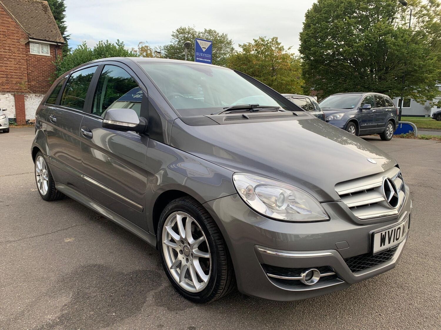 Used MERCEDESBENZ B CLASS 2010 Grey in Bury St Edmunds, Suffolk Bury